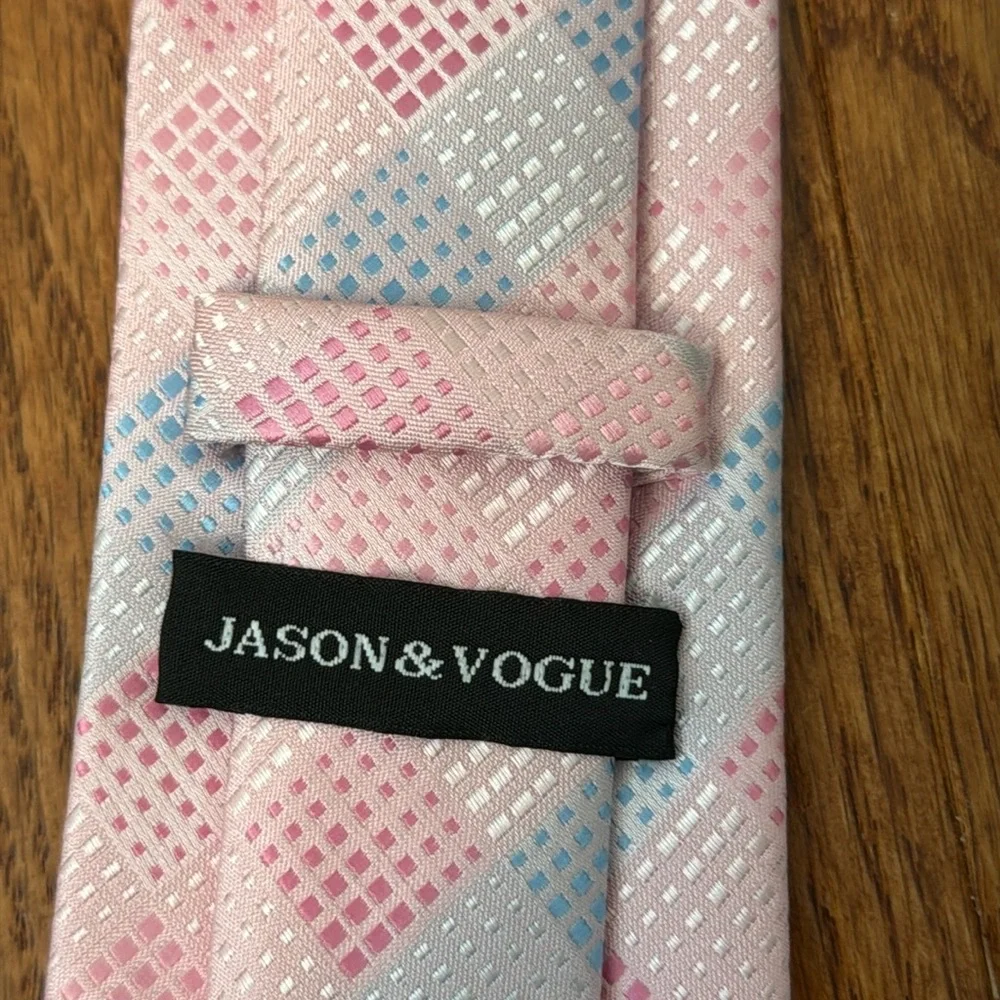 - Jason & Vogue Tie